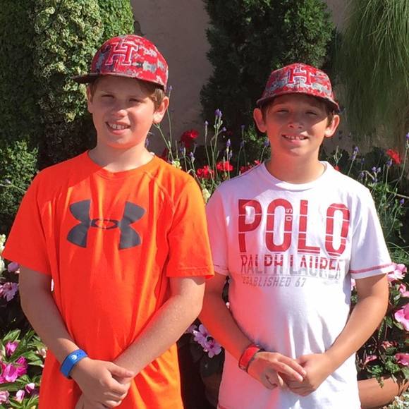 Meet your Posher, Hank - Picture 1 of 1